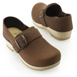 J. W. Hulme Co Sven Clogs Closed Back Large Buckle Women's><noscript><img width=